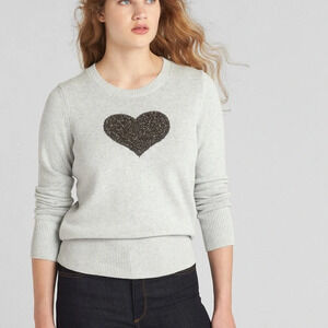 GAP Heart Intarsia Crewneck Pullover Sweater in Heather Grey Size Large